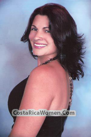 104704 - Lizbeth Age: 43 - Costa Rica