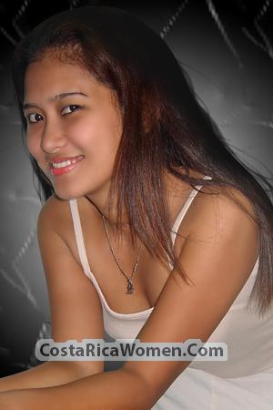105671 - Lovelie Age: 25 - Philippines
