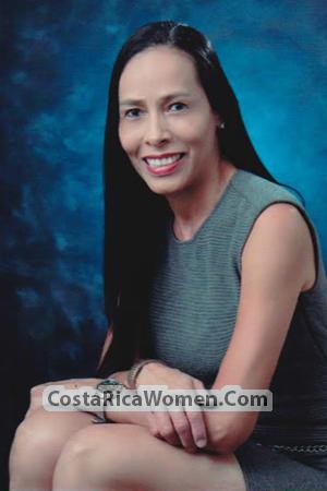 163105 - Iliana Age: 50 - Costa Rica