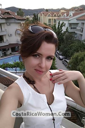 175569 - Irina Age: 44 - Russia