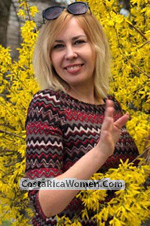 186604 - Veronica Age: 42 - Ukraine