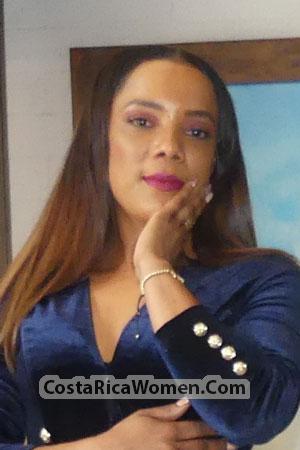 212652 - Luz Disney Age: 45 - Colombia