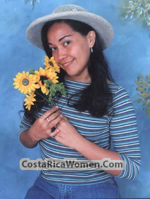 50302 - Diana Age: 33 - Colombia