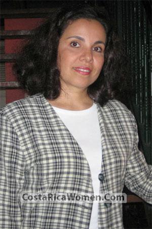 72639 - Maria Luisa Age: 48 - Costa Rica