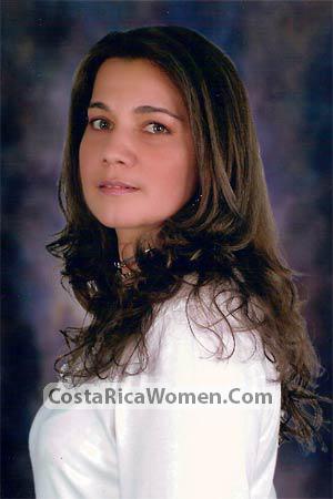 83013 - Martha Elena Age: 42 - Colombia