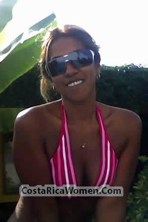 88163 - Vanessa Age: 38 - Peru